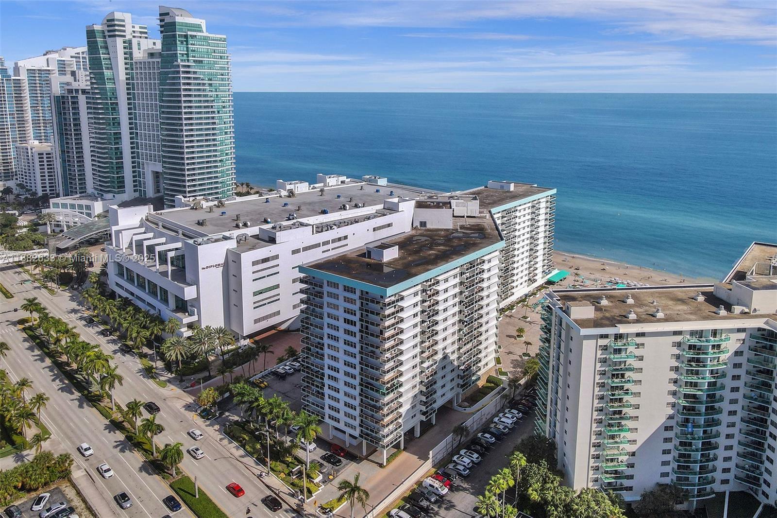 Photo of 3725 Ocean Dr  #1127, Hollywood, Florida, 33019 - 