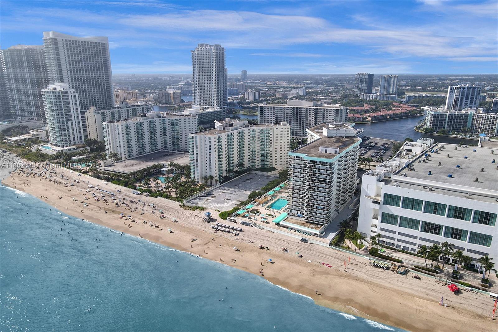Photo of 3725 Ocean Dr  #1127, Hollywood, Florida, 33019 - 
