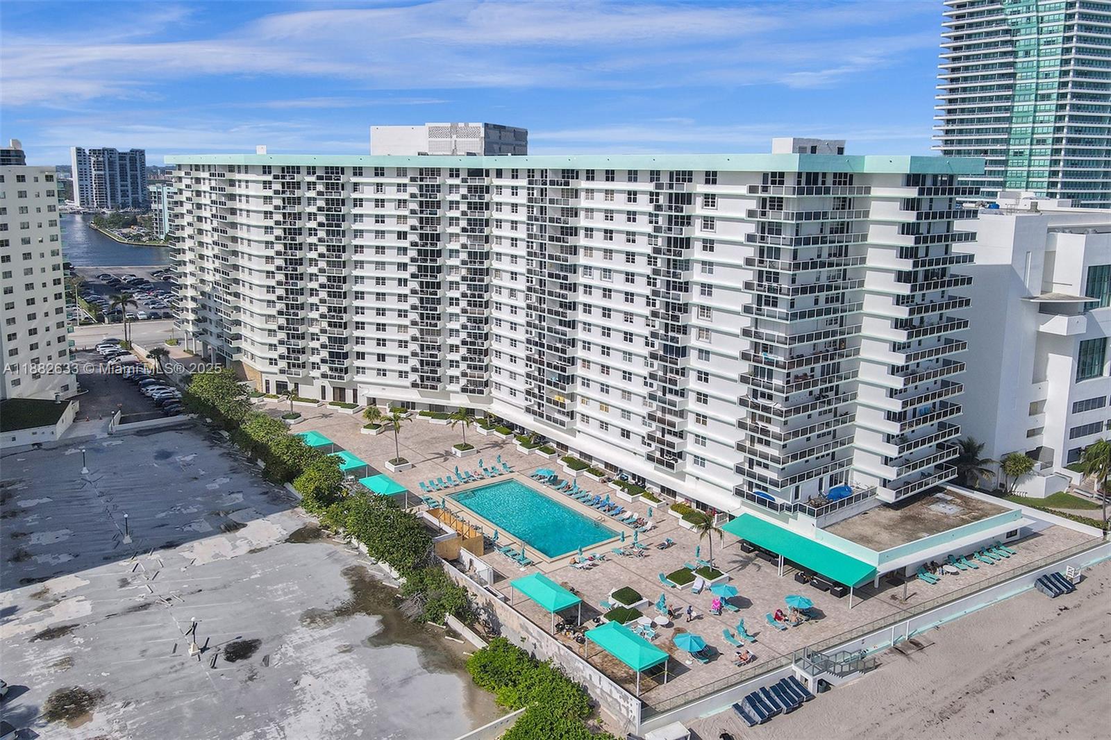 Photo of 3725 Ocean Dr  #1127, Hollywood, Florida, 33019 - 