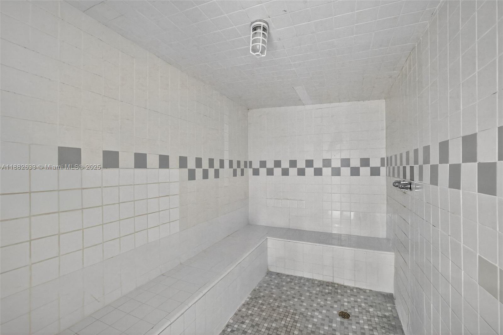 Photo of 3725 Ocean Dr  #1127, Hollywood, Florida, 33019 - 