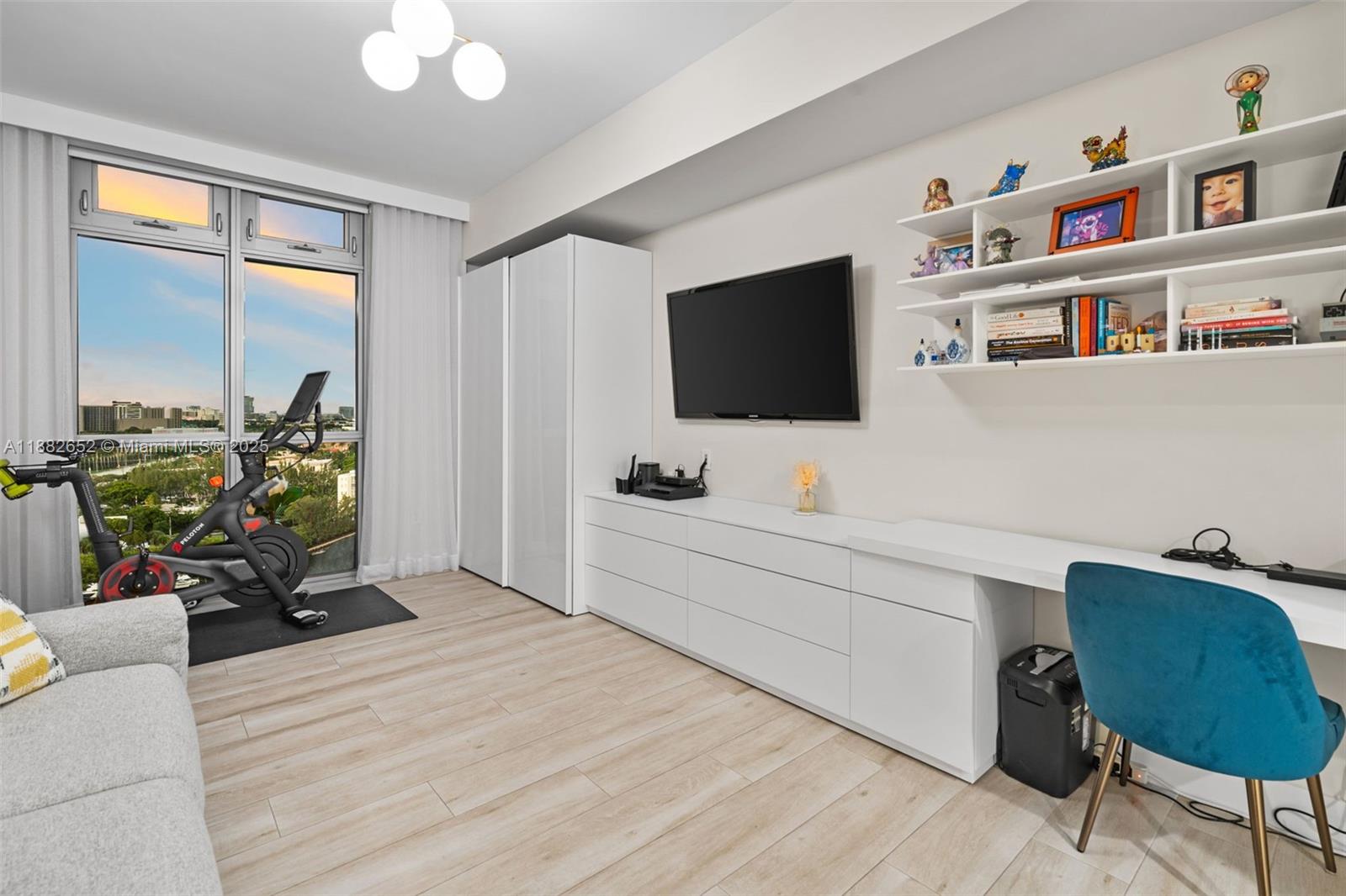Photo of 17301 Biscayne Blvd  #1510, North Miami Beach, Florida, 33160 - 