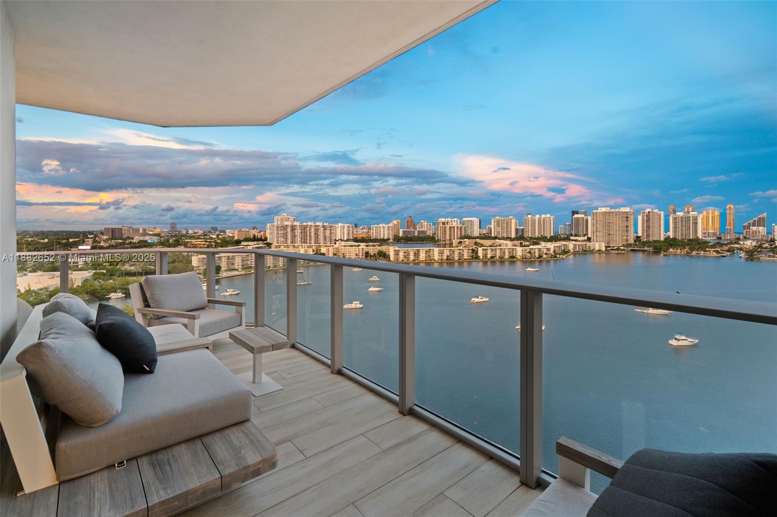 Photo of 17301 Biscayne Blvd  #1510, North Miami Beach, Florida, 33160 - 