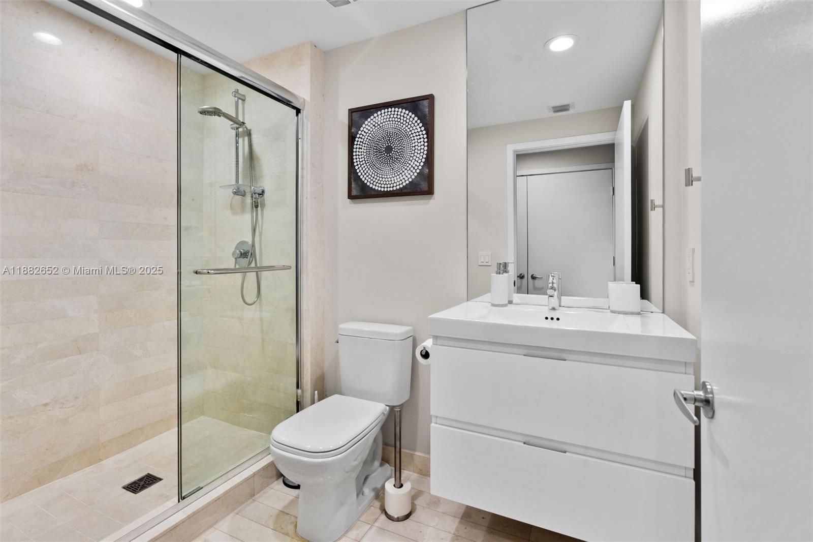 Photo of 17301 Biscayne Blvd  #1510, North Miami Beach, Florida, 33160 - 