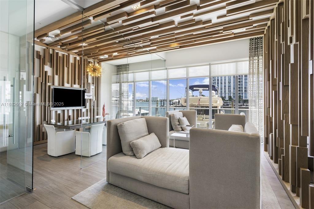 Photo of 17301 Biscayne Blvd  #1510, North Miami Beach, Florida, 33160 - 