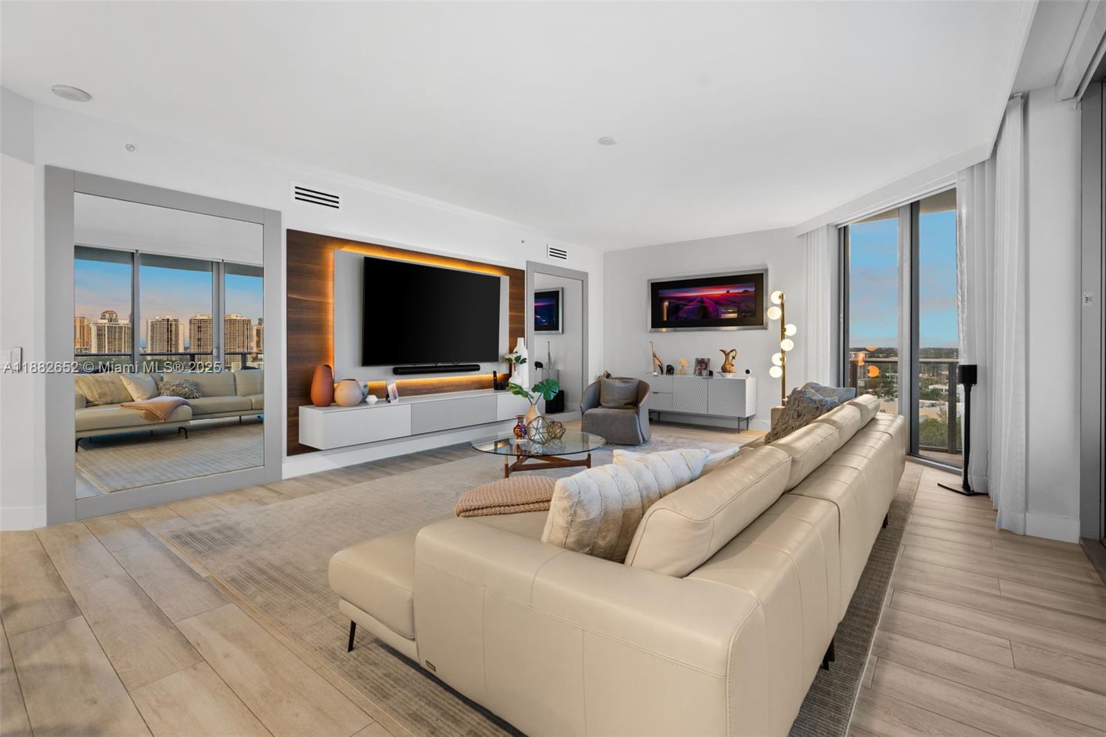 Photo of 17301 Biscayne Blvd  #1510, North Miami Beach, Florida, 33160 - 