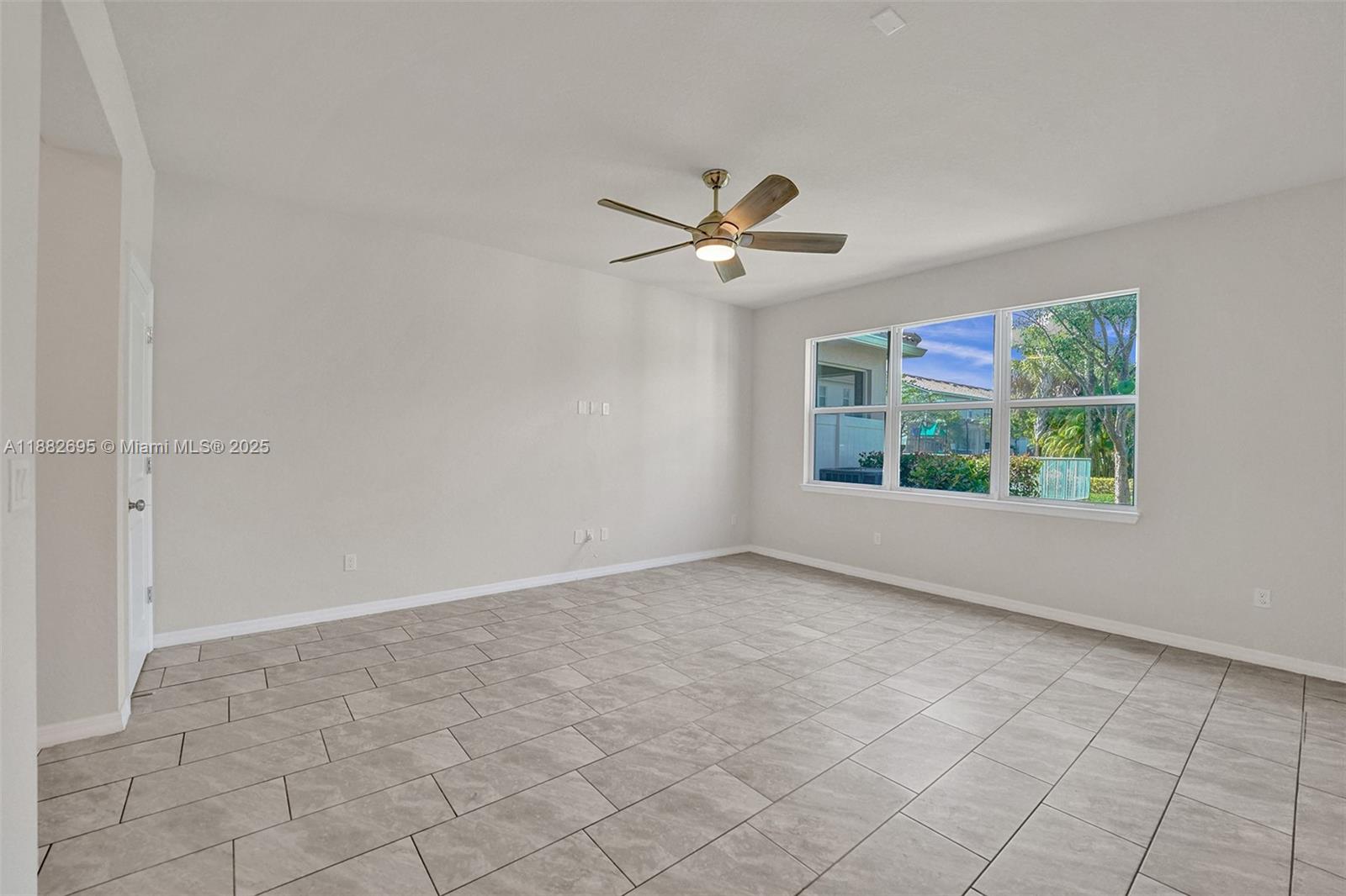 4764 3 / 3 1780 sq. ft. $ 2025-09-22 0 Photo