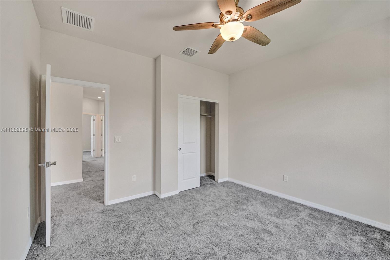 4764 3 / 3 1780 sq. ft. $ 2025-09-22 0 Photo