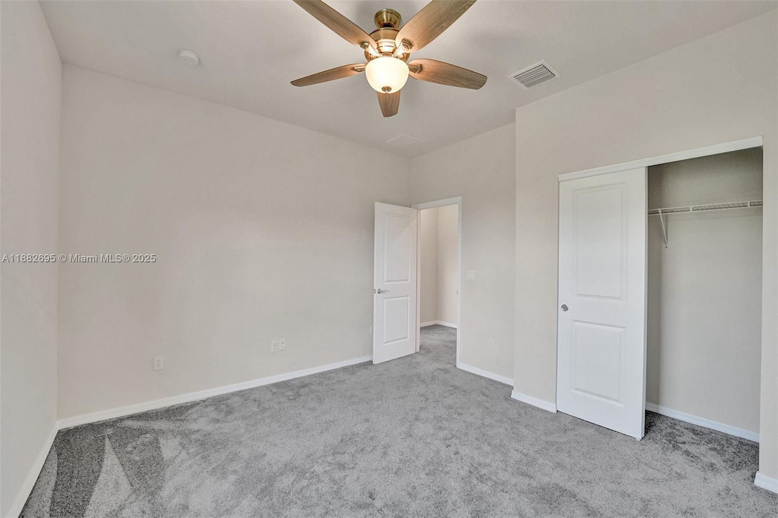 4764 3 / 3 1780 sq. ft. $ 2025-09-22 0 Photo