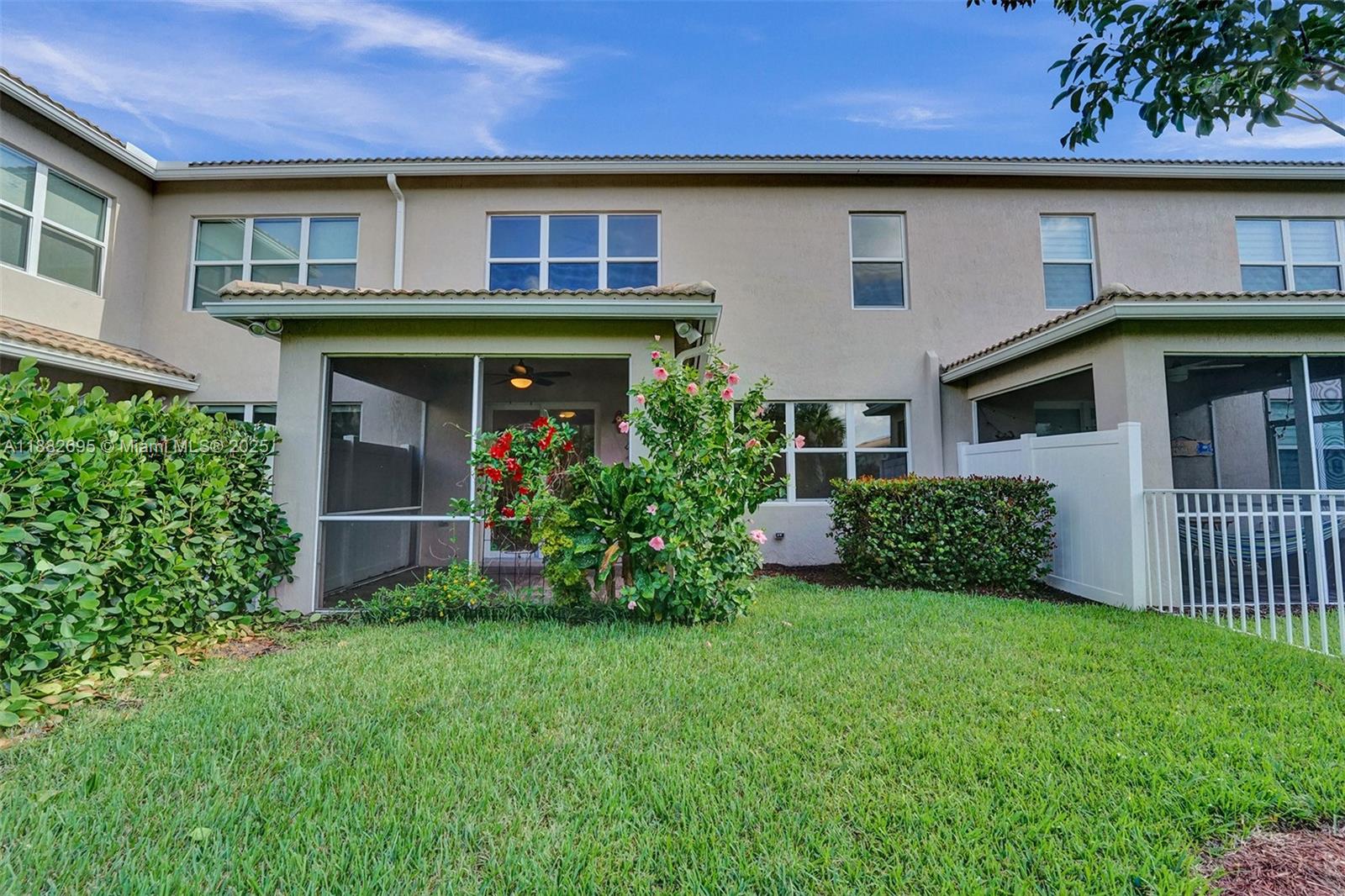 4764 3 / 3 1780 sq. ft. $ 2025-09-22 0 Photo