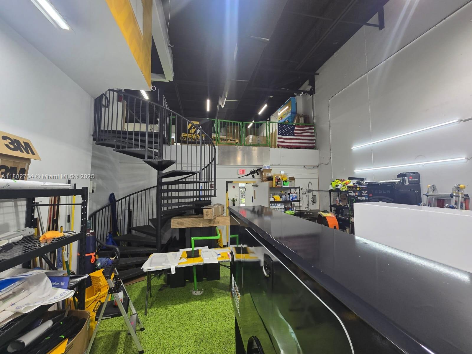 18B  /   sq. ft. $ 2025-09-22 0 Photo