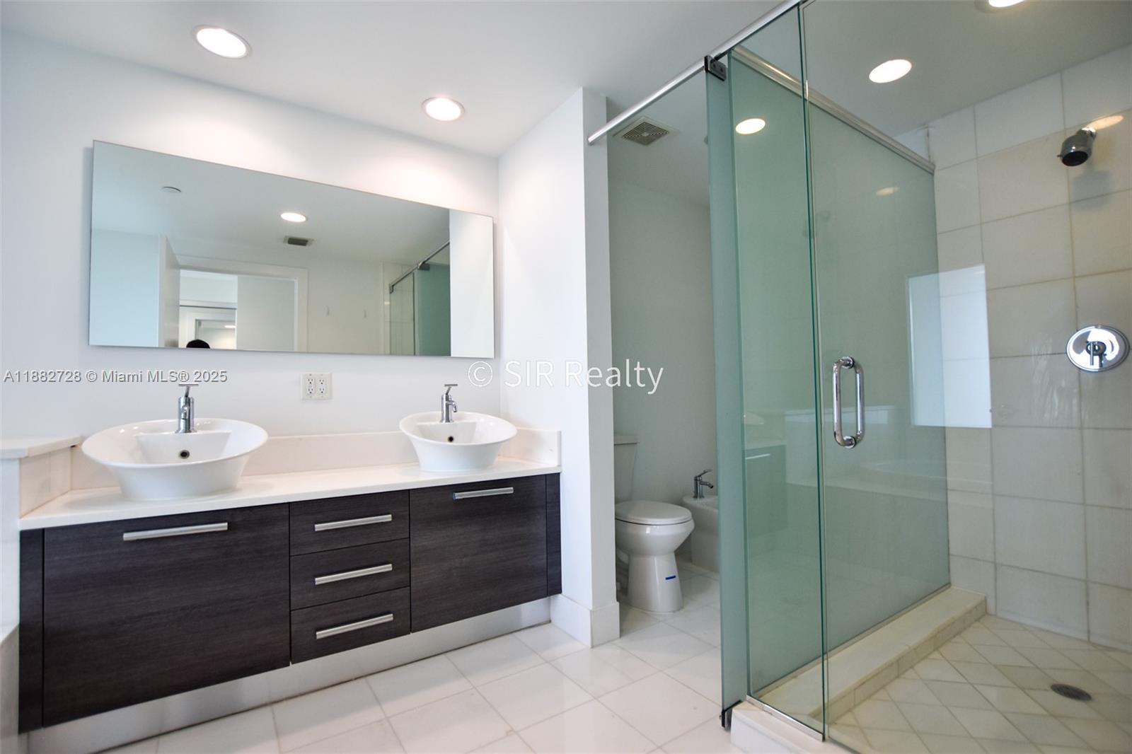 Photo of 2950 188th St  #336, Aventura, Florida, 33180 - 