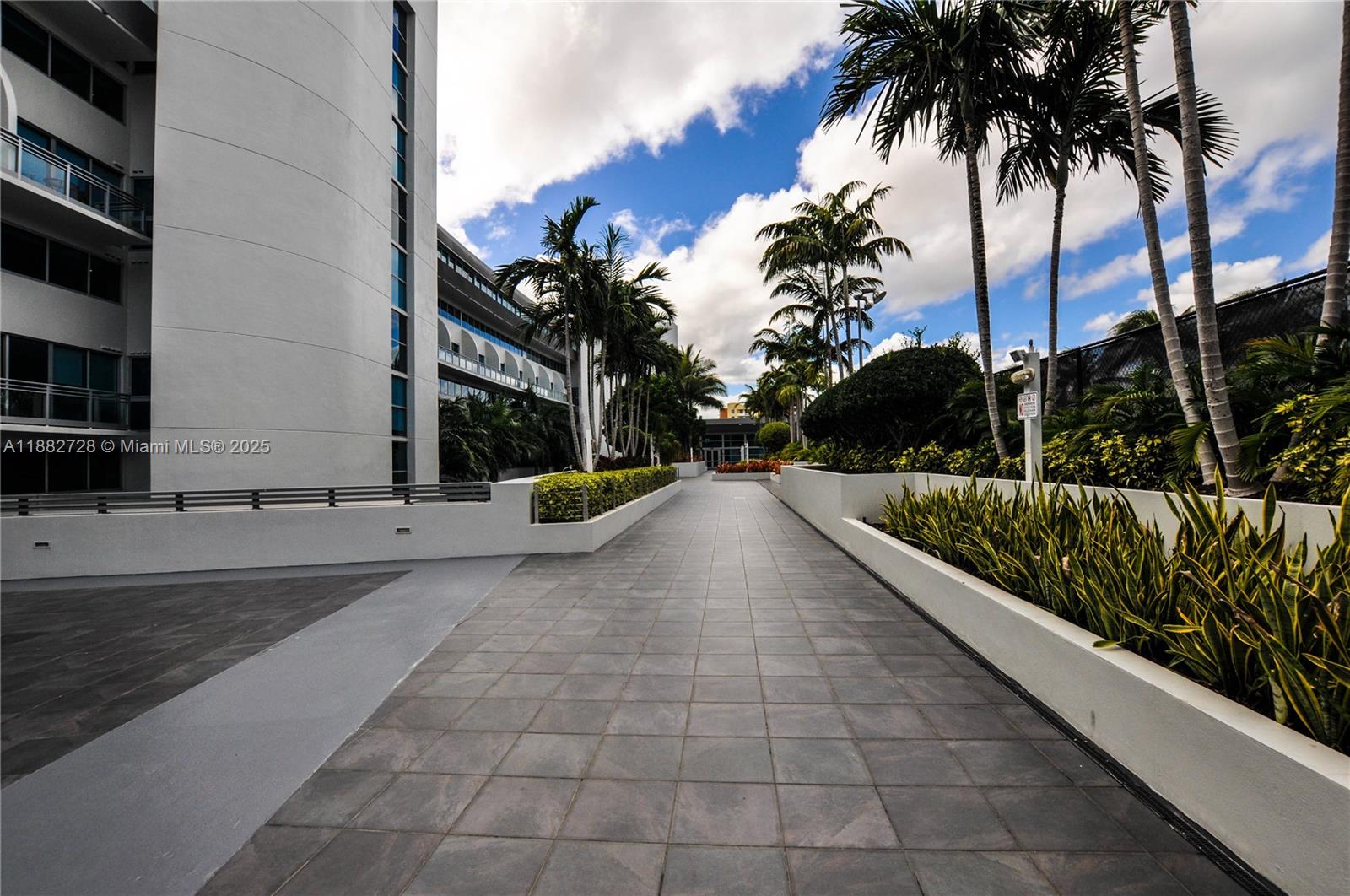 Photo of 2950 188th St  #336, Aventura, Florida, 33180 - 