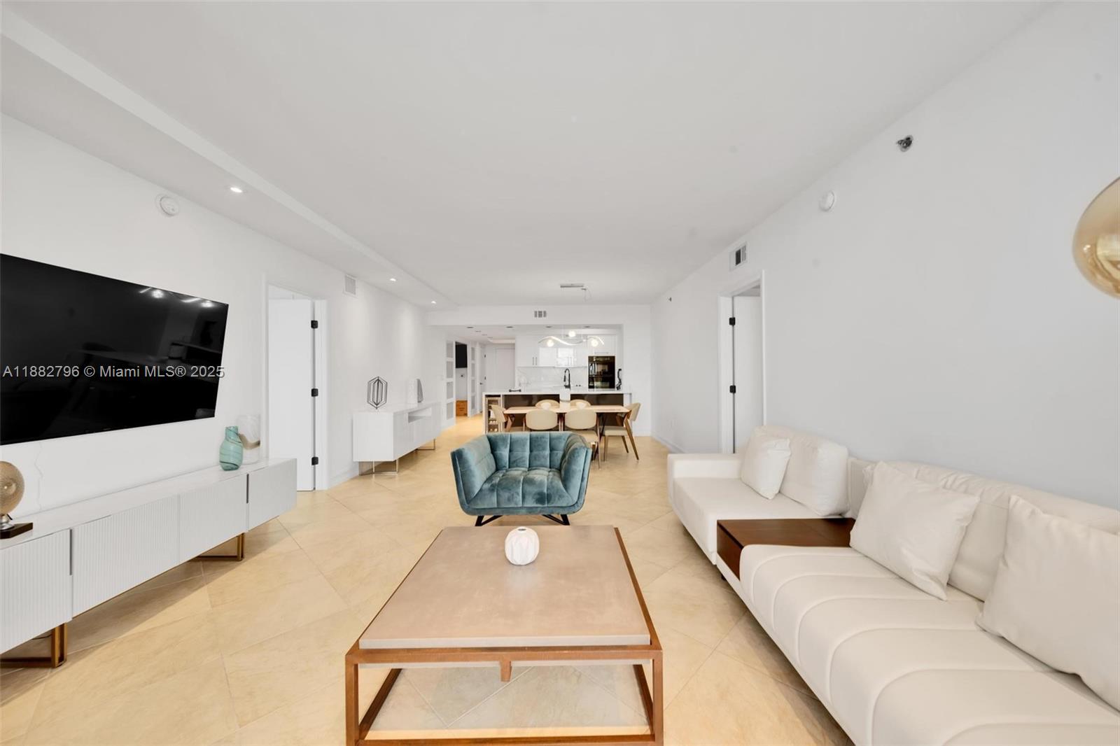 4704 3 / 3 1675 sq. ft. $ 2025-09-22 0 Photo
