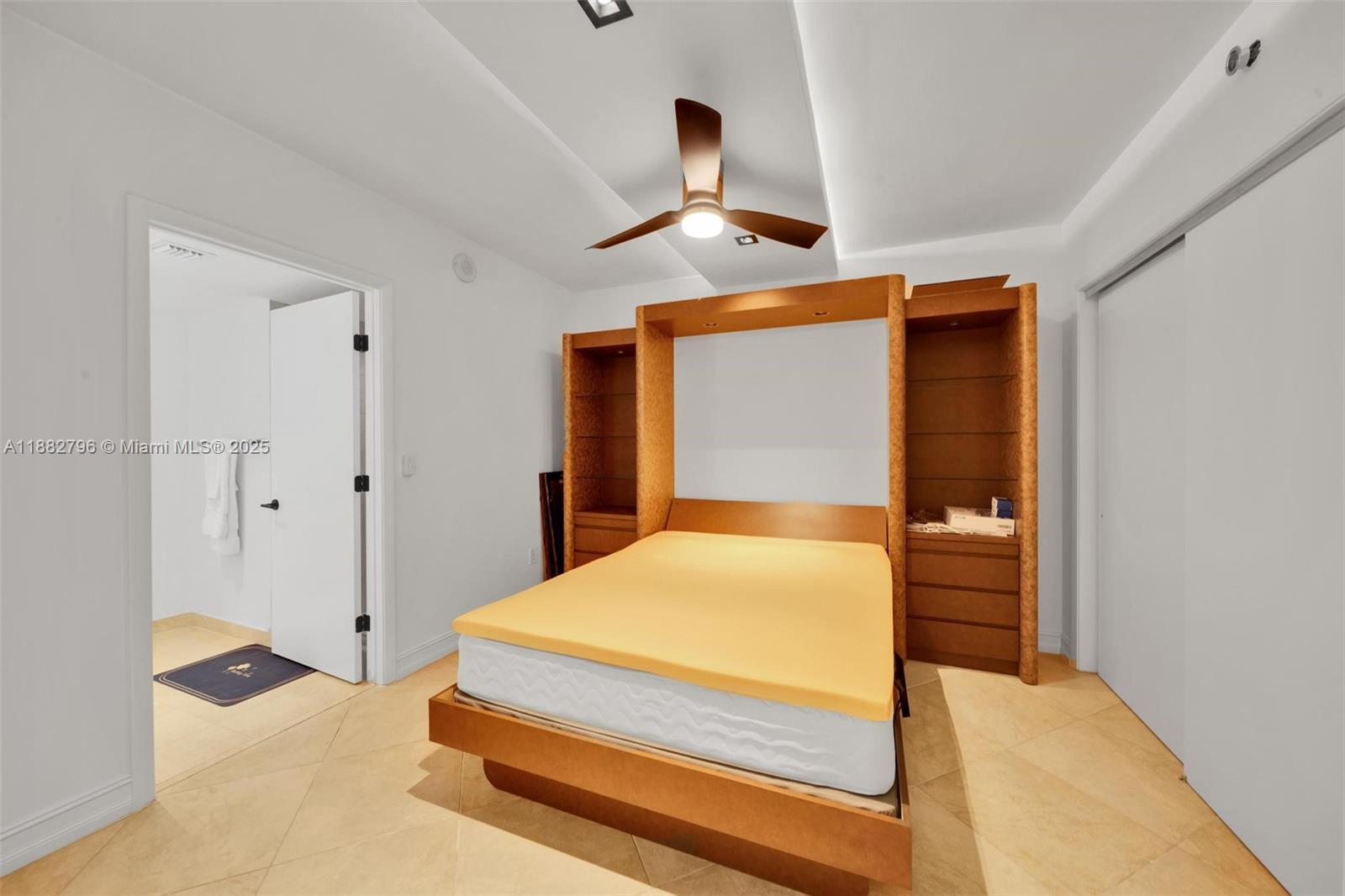 4704 3 / 3 1675 sq. ft. $ 2025-09-22 0 Photo