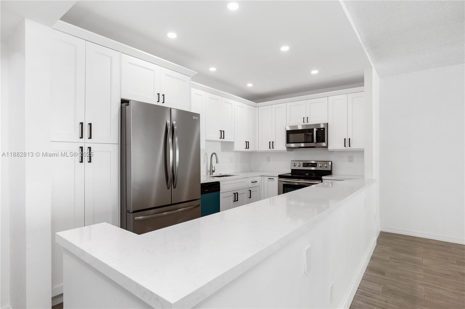Photo of 19380 Collins Ave  #911, Sunny Isles Beach, Florida, 33160 - 
