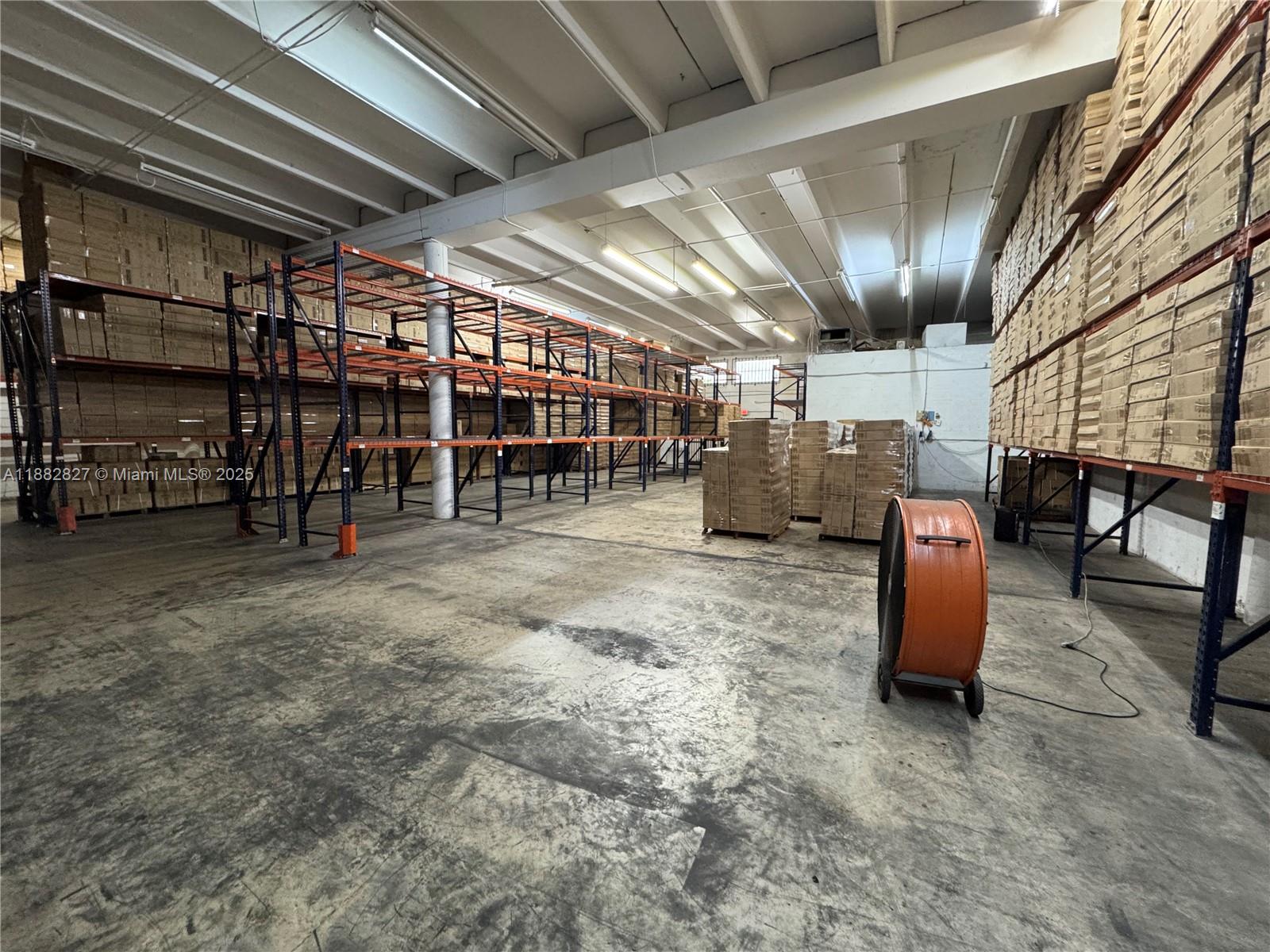 7370  /   sq. ft. $ 2025-09-22 0 Photo