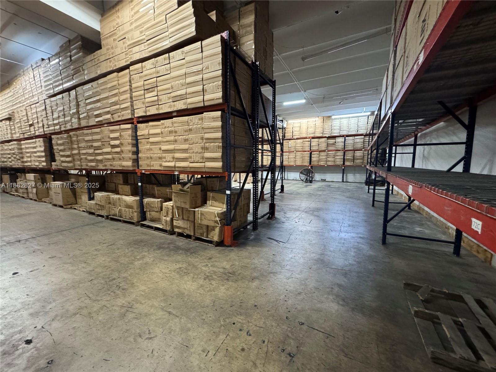 7370  /   sq. ft. $ 2025-09-22 0 Photo