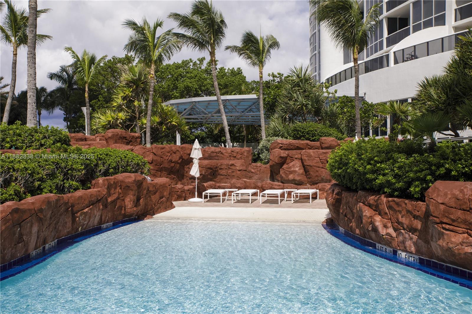 5301 3 / 4 3016 sq. ft. $ 2025-09-22 0 foto