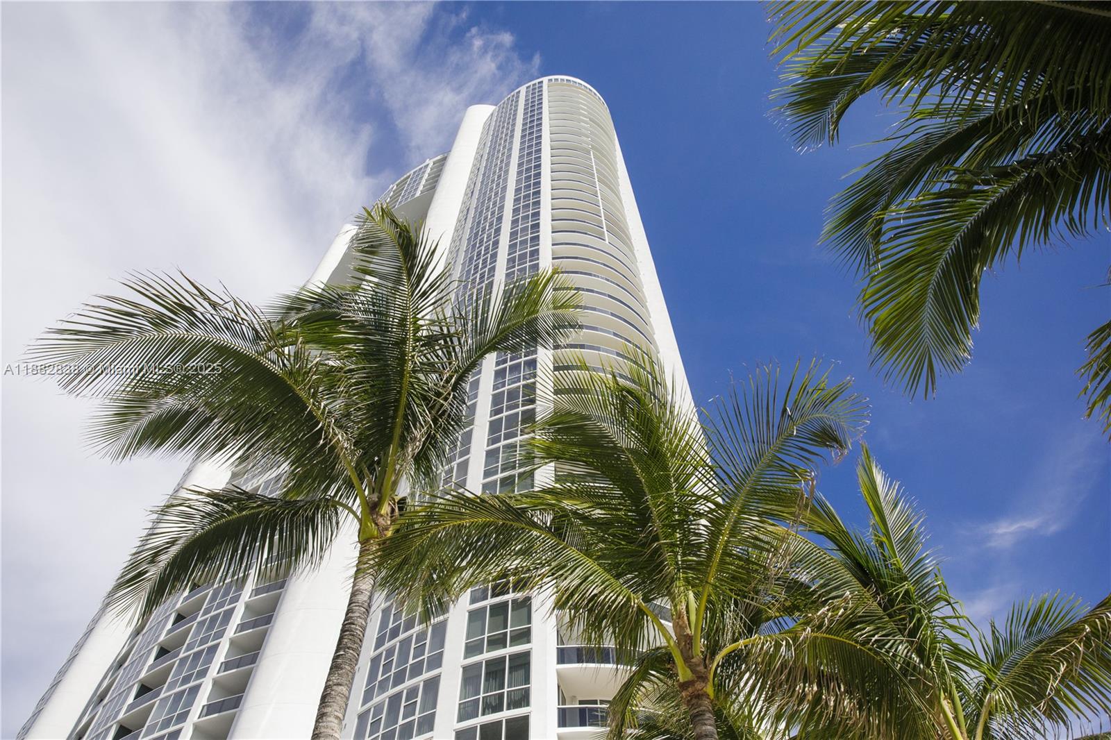 5301 3 / 4 3016 sq. ft. $ 2025-09-22 0 foto