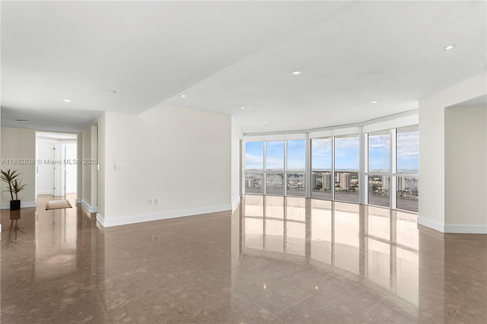 5301 3 / 4 3016 sq. ft. $ 2025-09-22 0 foto