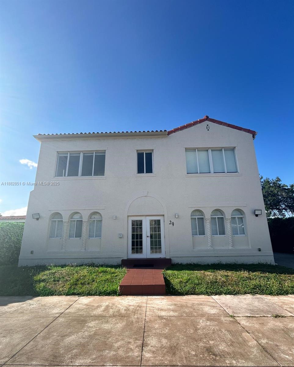   /  3420 sq. ft. $ 2025-09-22 0 foto