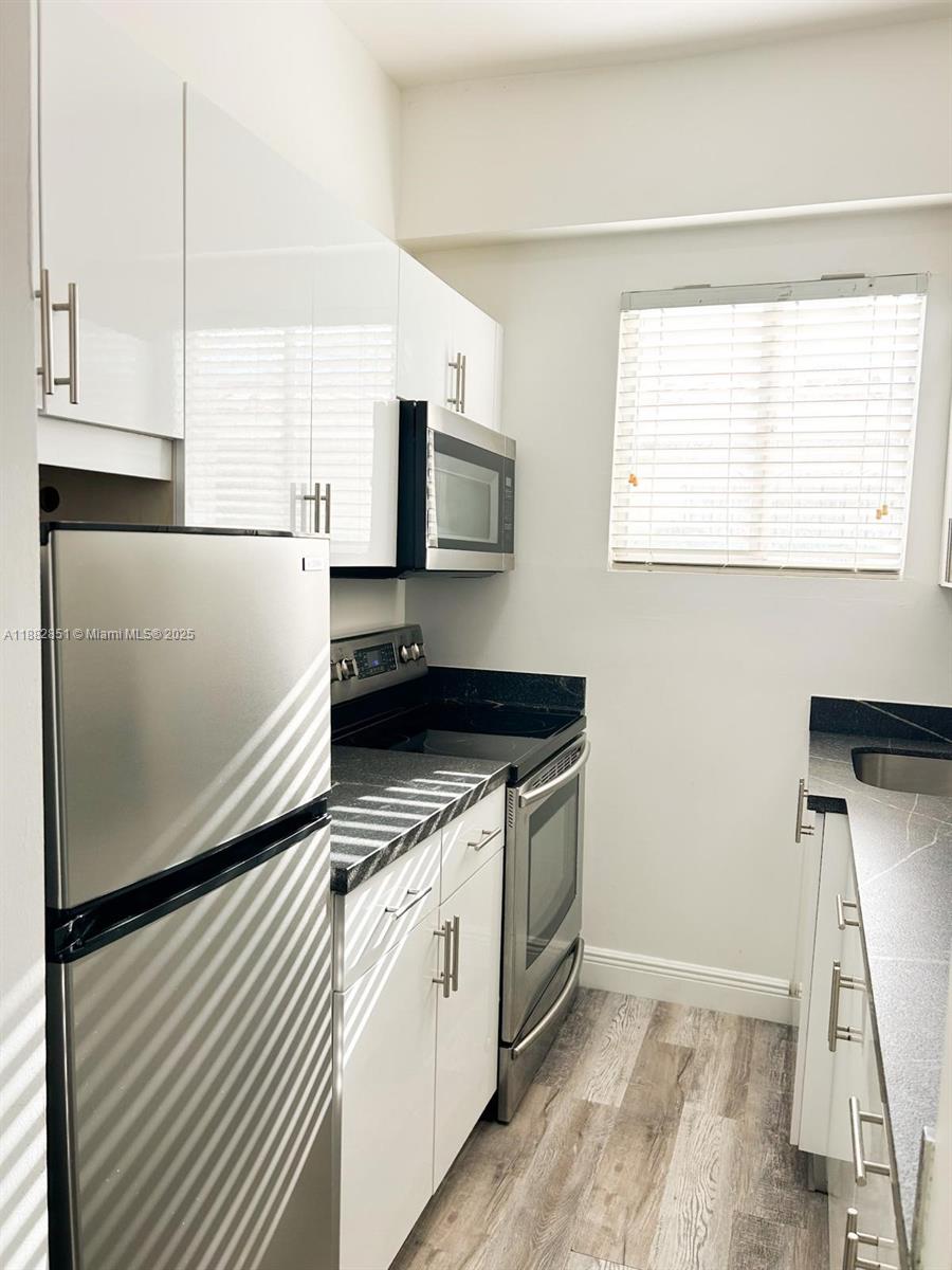  /  3420 sq. ft. $ 2025-09-22 0 foto