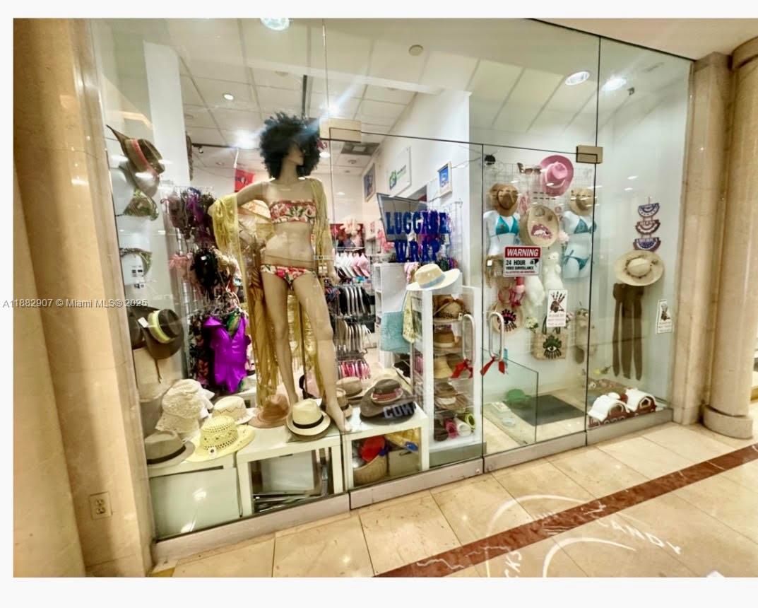 See details / sq. ft. $ 2025-09-22 0 Photo