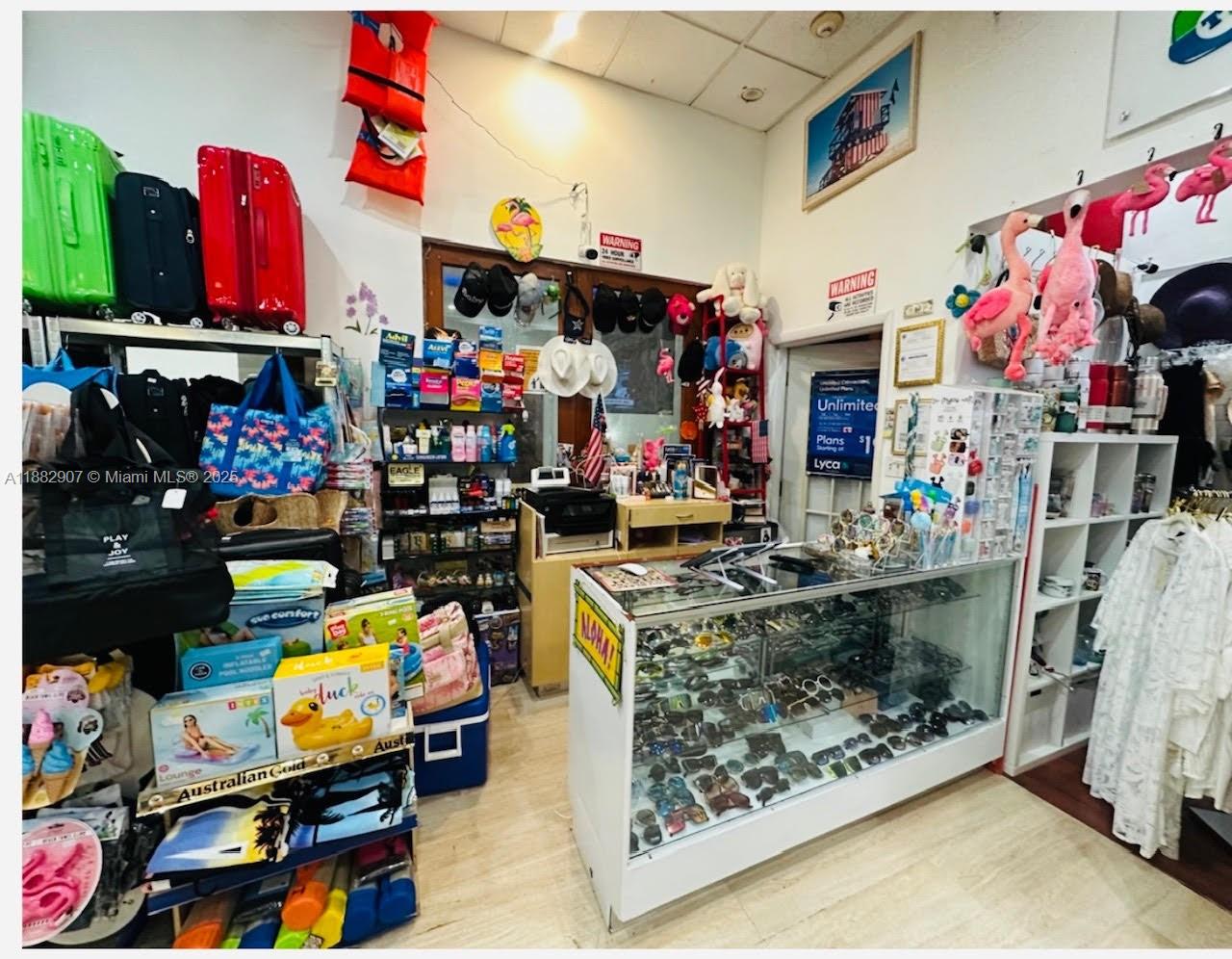 See details / sq. ft. $ 2025-09-22 0 Photo