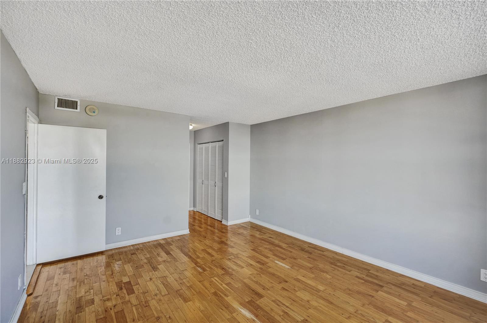 Photo of 2500 Parkview Dr  #808, Hallandale Beach, Florida, 33009 - 