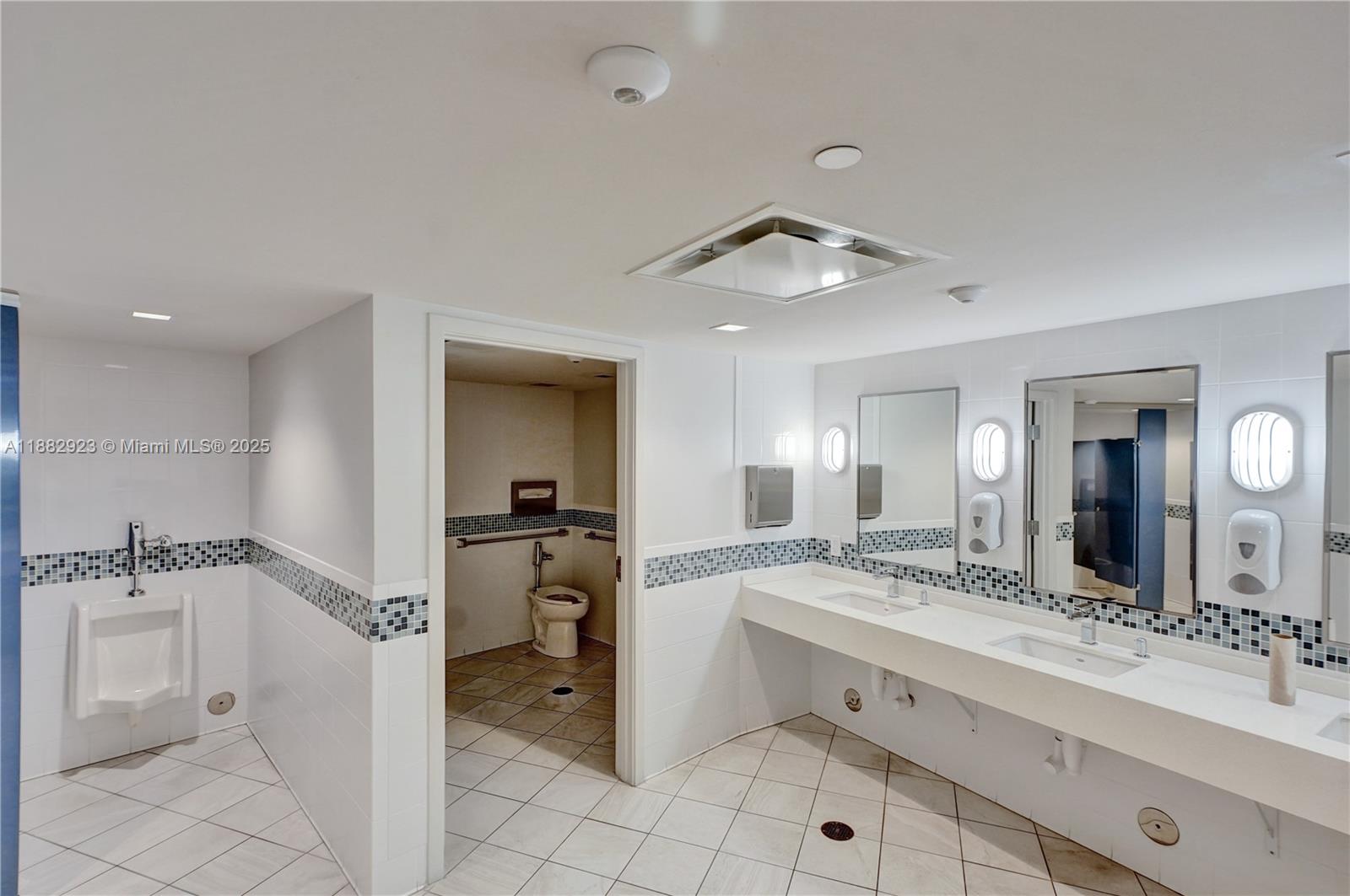 Photo of 2500 Parkview Dr  #808, Hallandale Beach, Florida, 33009 - 