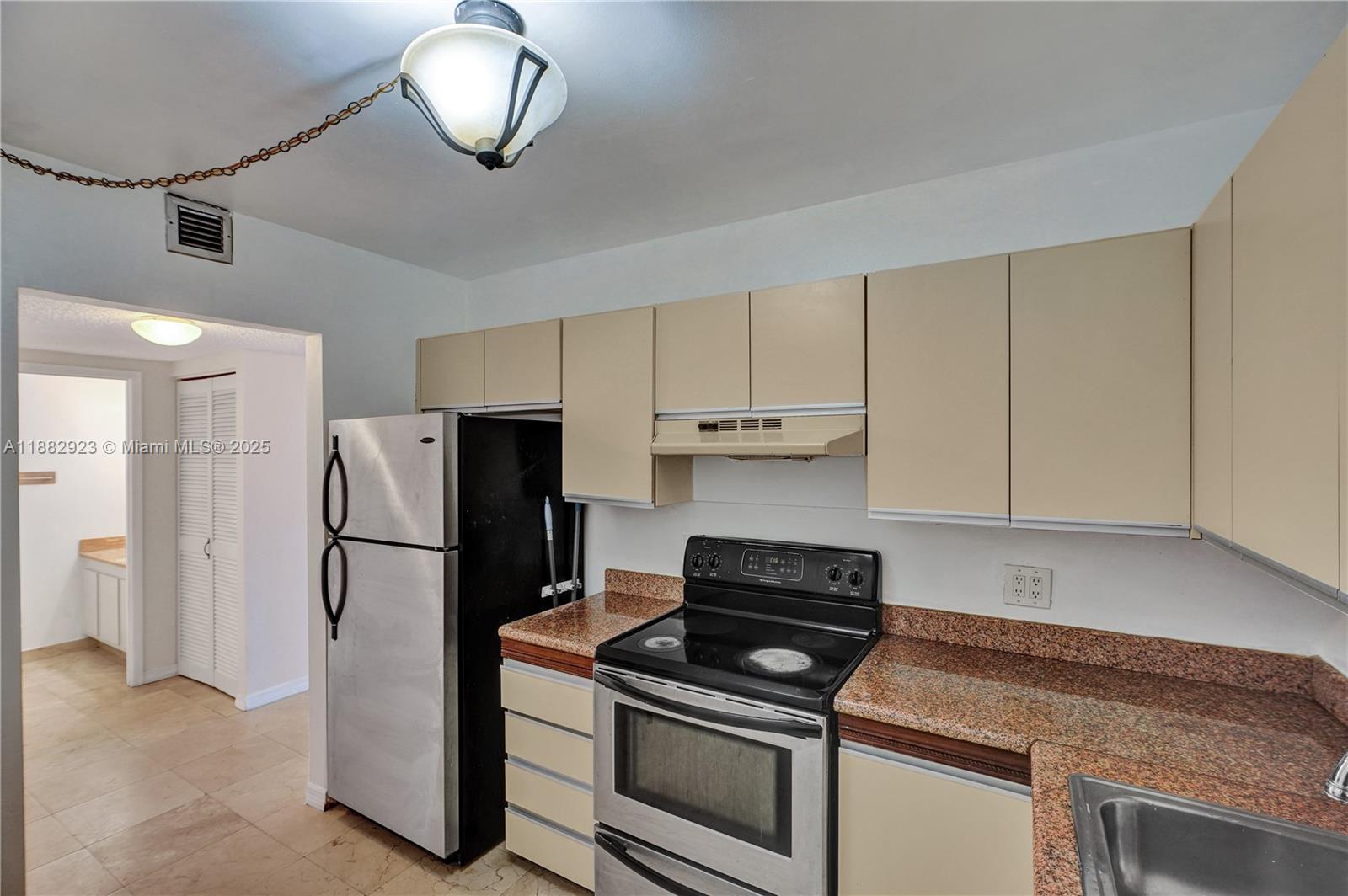 Photo of 2500 Parkview Dr  #808, Hallandale Beach, Florida, 33009 - 