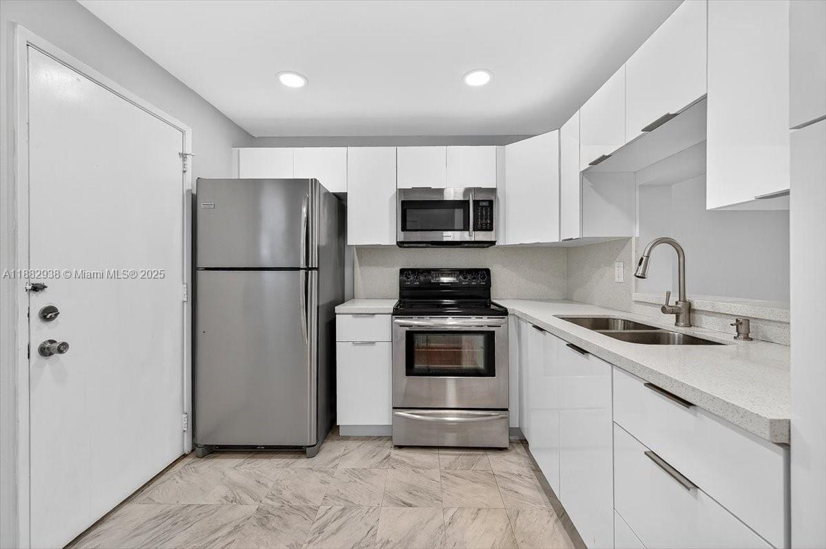 Photo of 1000 12th Ave #304, Hallandale Beach, Florida, 33009 -
