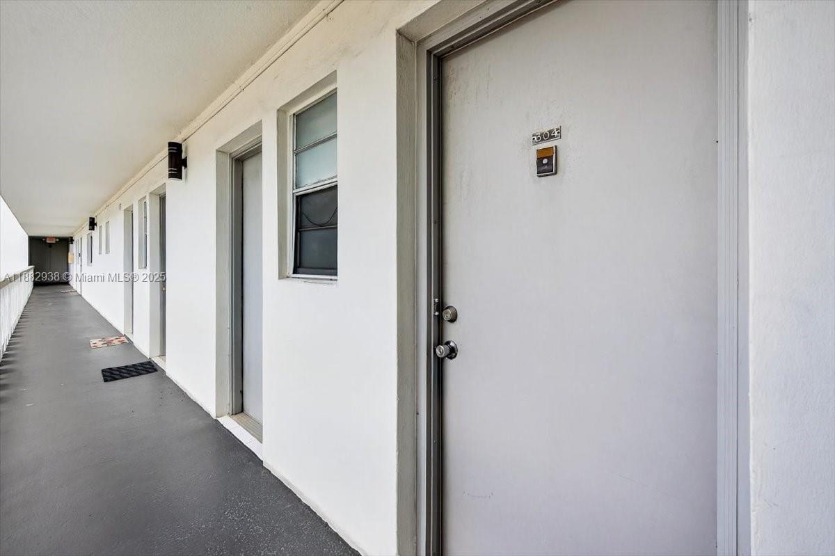 Photo of 1000 12th Ave  #304, Hallandale Beach, Florida, 33009 - 