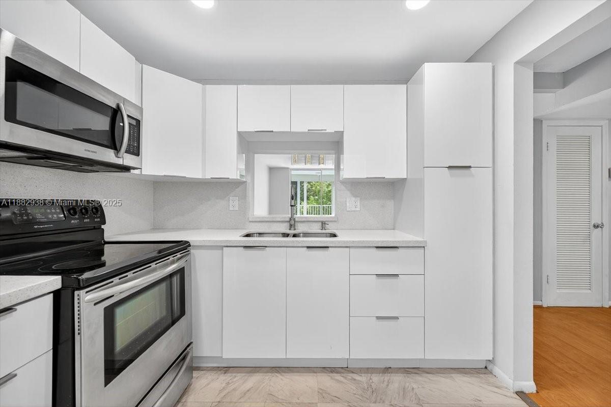 Photo of 1000 12th Ave #304, Hallandale Beach, Florida, 33009 -