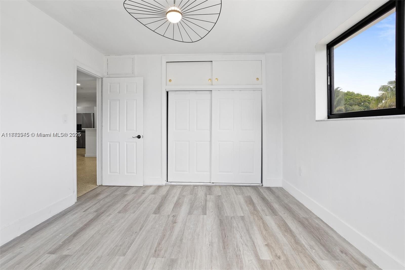   /  2106 sq. ft. $ 2025-09-22 0 Photo