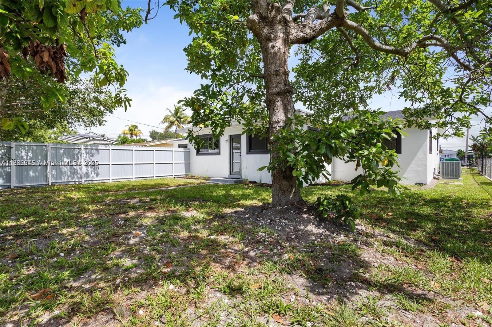   /  2106 sq. ft. $ 2025-09-22 0 Photo
