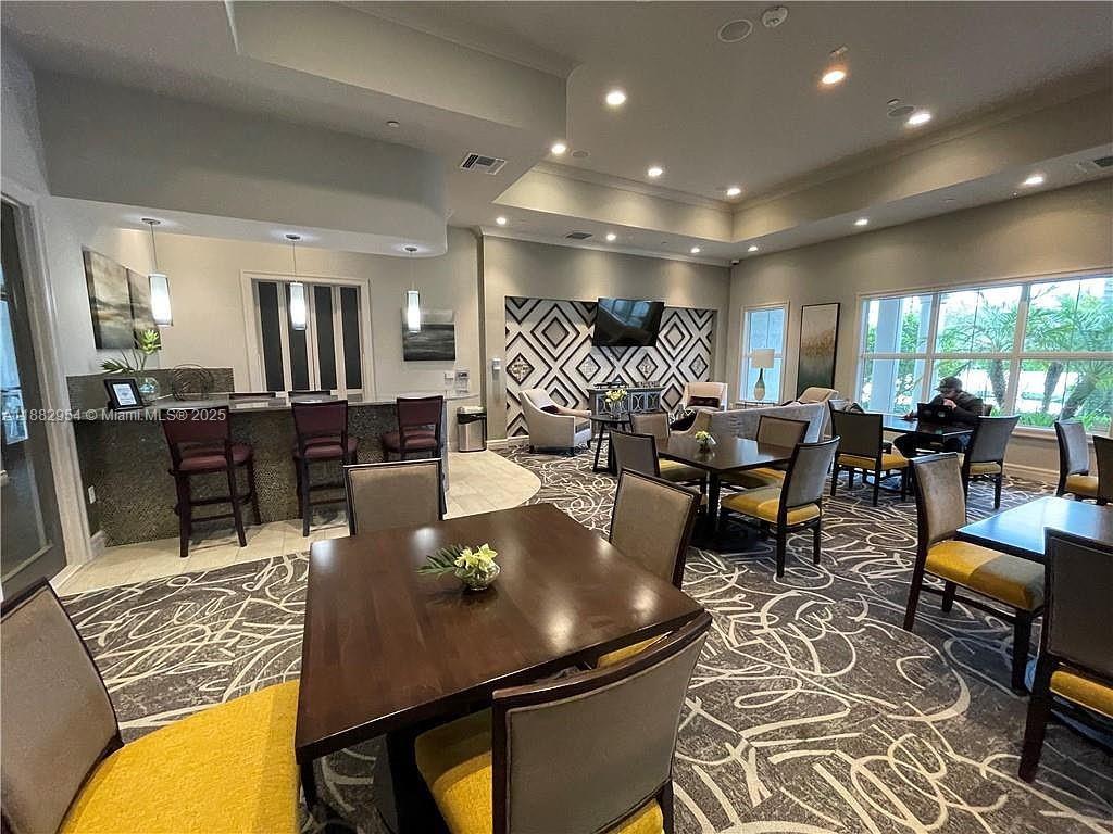 601B 2 / 2 1132 sq. ft. $ 2025-09-22 0 Photo