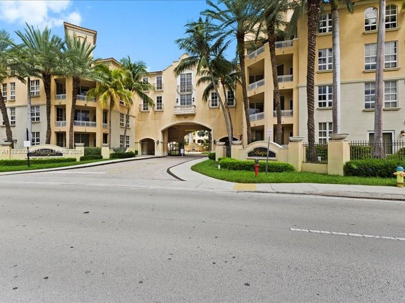 Photo of 3001 185th St #121, Aventura, Florida, 33180 -