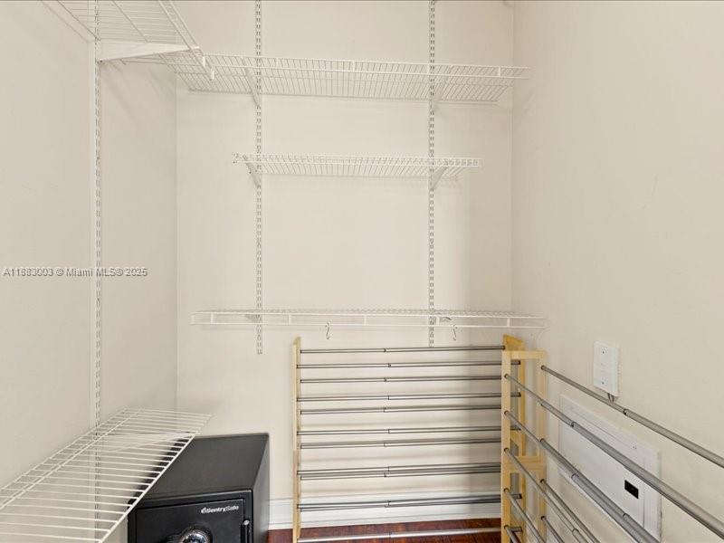 Photo of 3001 185th St  #121, Aventura, Florida, 33180 - 