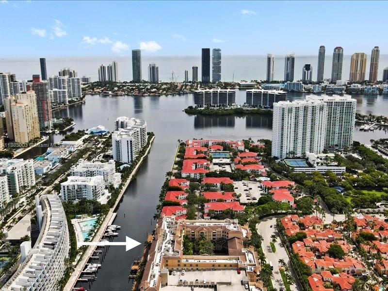 Photo of 3001 185th St  #121, Aventura, Florida, 33180 - 