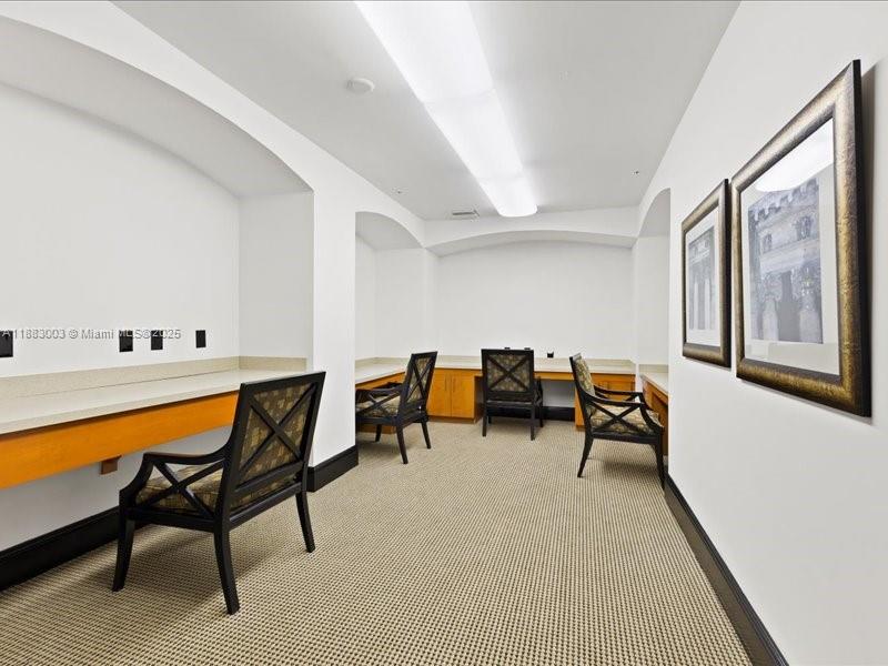 Photo of 3001 185th St  #121, Aventura, Florida, 33180 - 