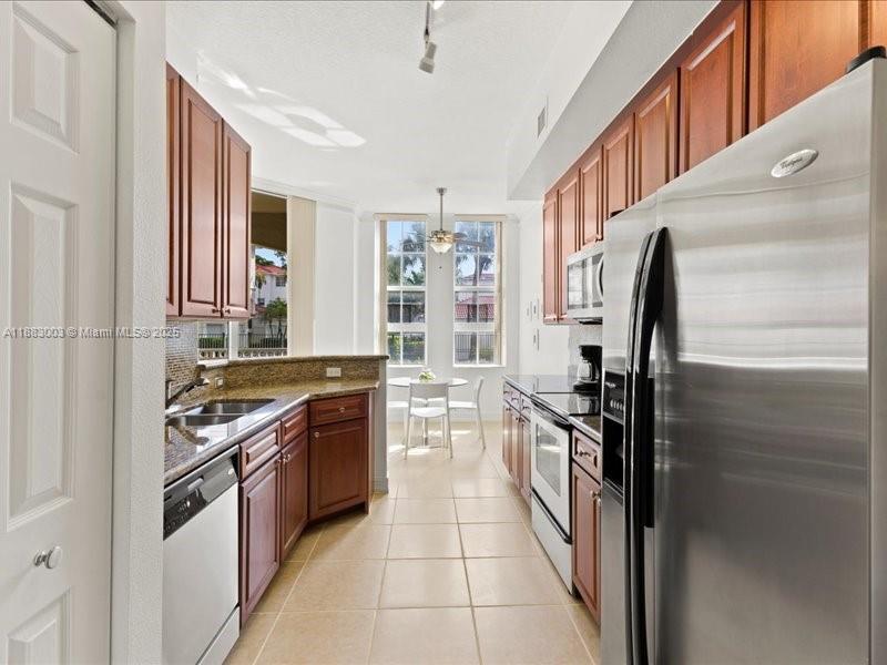 Photo of 3001 185th St #121, Aventura, Florida, 33180 -