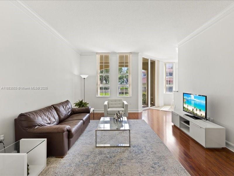 Photo of 3001 185th St  #121, Aventura, Florida, 33180 - 