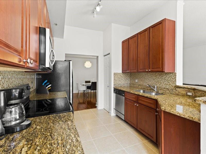 Photo of 3001 185th St #121, Aventura, Florida, 33180 -