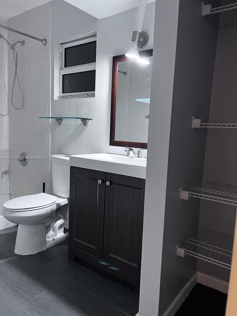   /  1290 sq. ft. $ 2025-09-23 0 foto