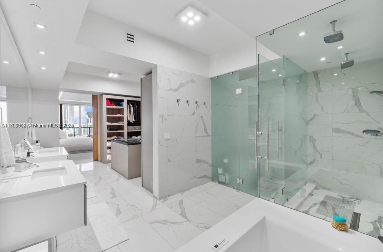 Photo of 5000 Island Estates Dr  #1206, Aventura, Florida, 33160 - 