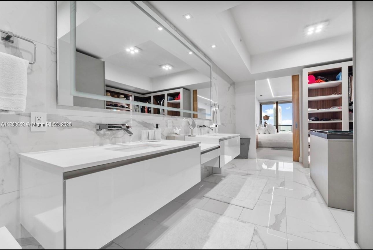 Photo of 5000 Island Estates Dr  #1206, Aventura, Florida, 33160 - 