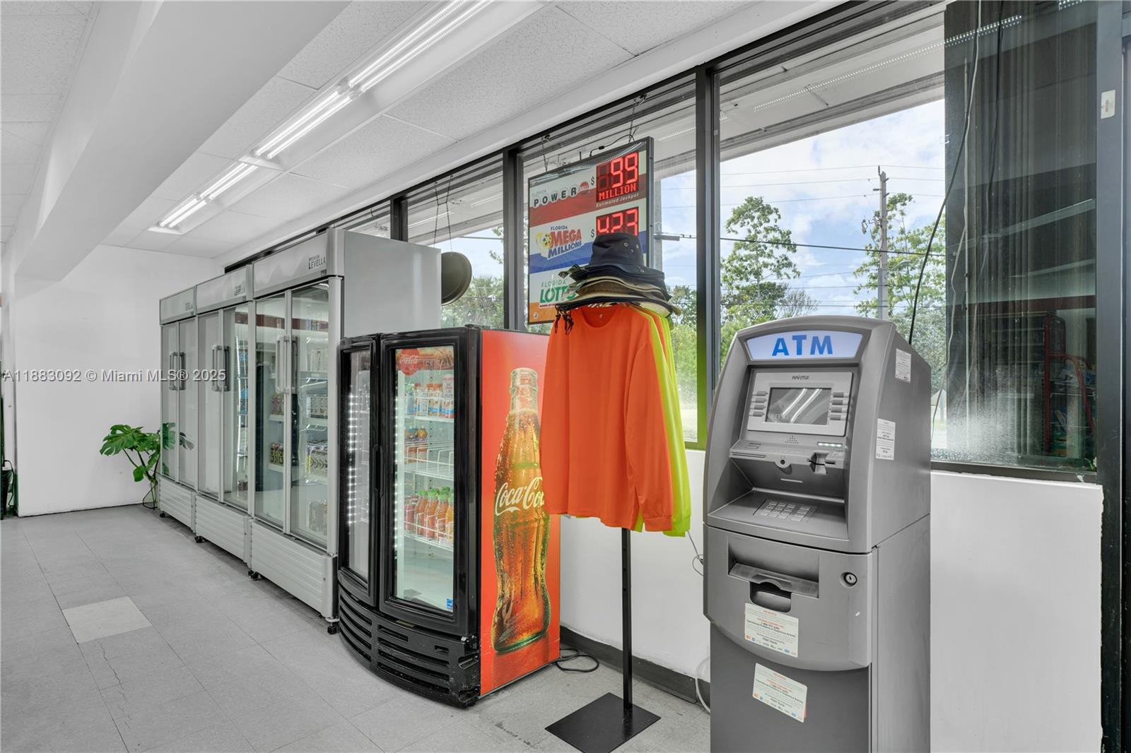   /   sq. ft. $ 2025-09-22 0 Photo