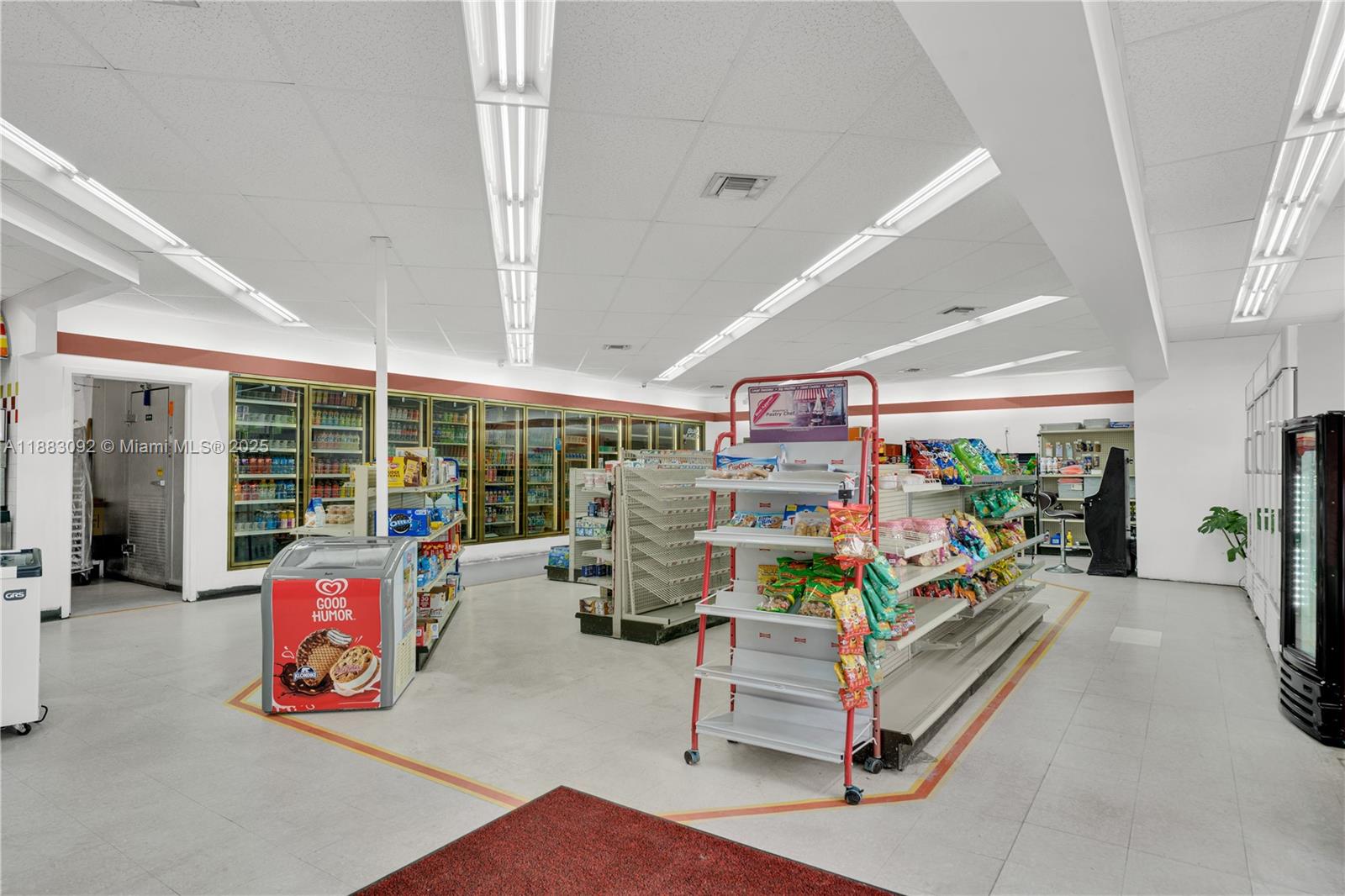   /   sq. ft. $ 2025-09-22 0 Photo