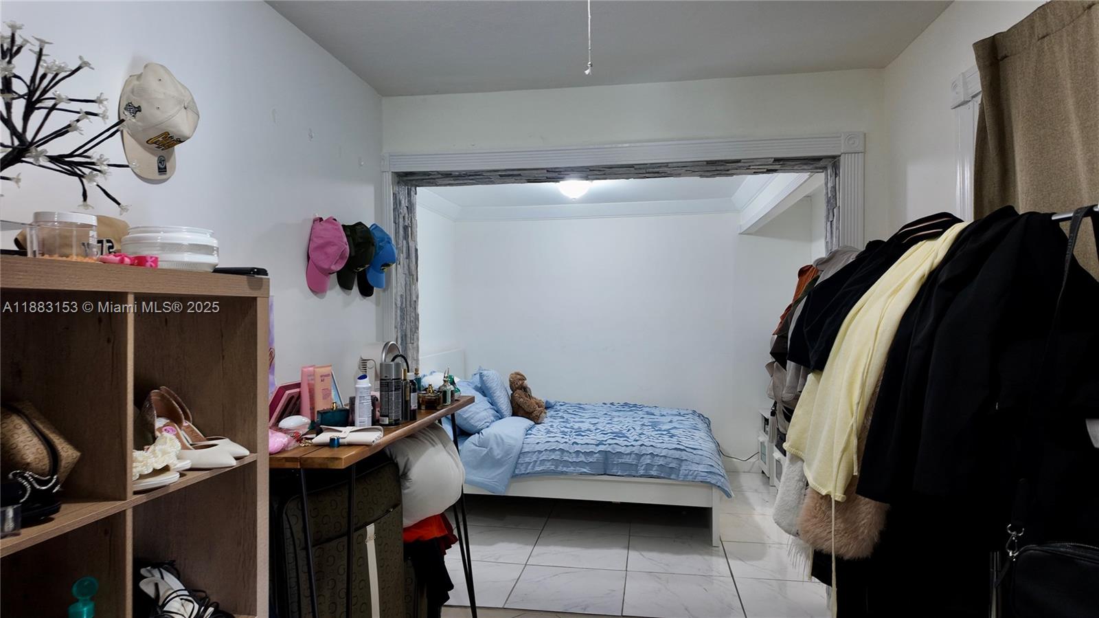   /  3059 sq. ft. $ 2025-09-23 0 Photo